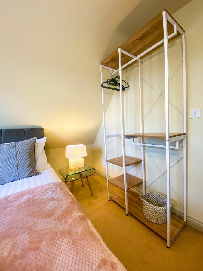 Kings Quarters Boutique Rooms Hartford  المظهر الخارجي الصورة